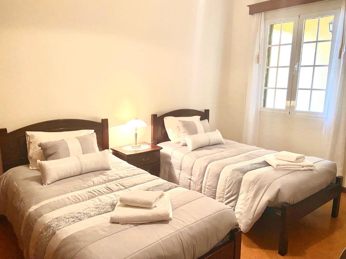 Casa Neves Three Bedrooms And Fantastic Sea View Arco da Calheta  Eksteriør billede